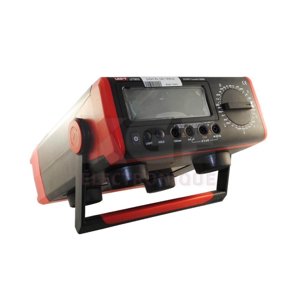 Multimètre digital avec alimentation AC UT802