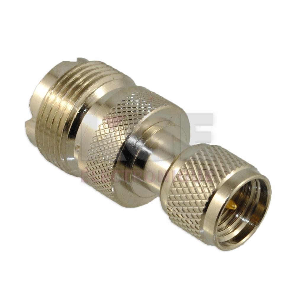 Mini-UHF Mâle à UHF Femelle