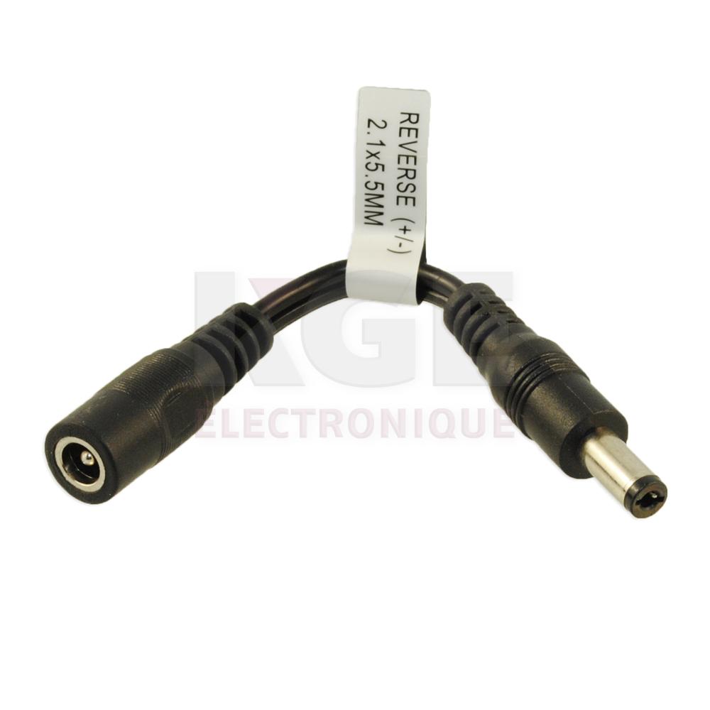 Adaptateur Coaxial - Fiche 2.1 x 5.5 mm à Prise 2.1 x 5.5mm, Polarité Inversée